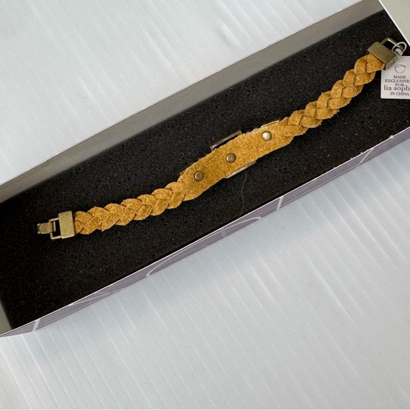 Lia Sophia New in Box confidant bracelet lemon small NWT yellow - Picture 4 of 5